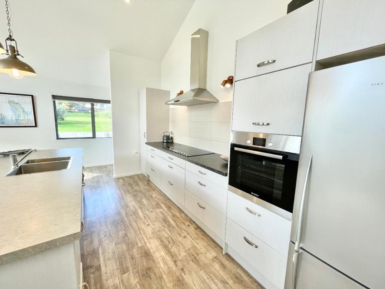Getaway Waiheke- Stay Waiheke Oneroa Номер фото