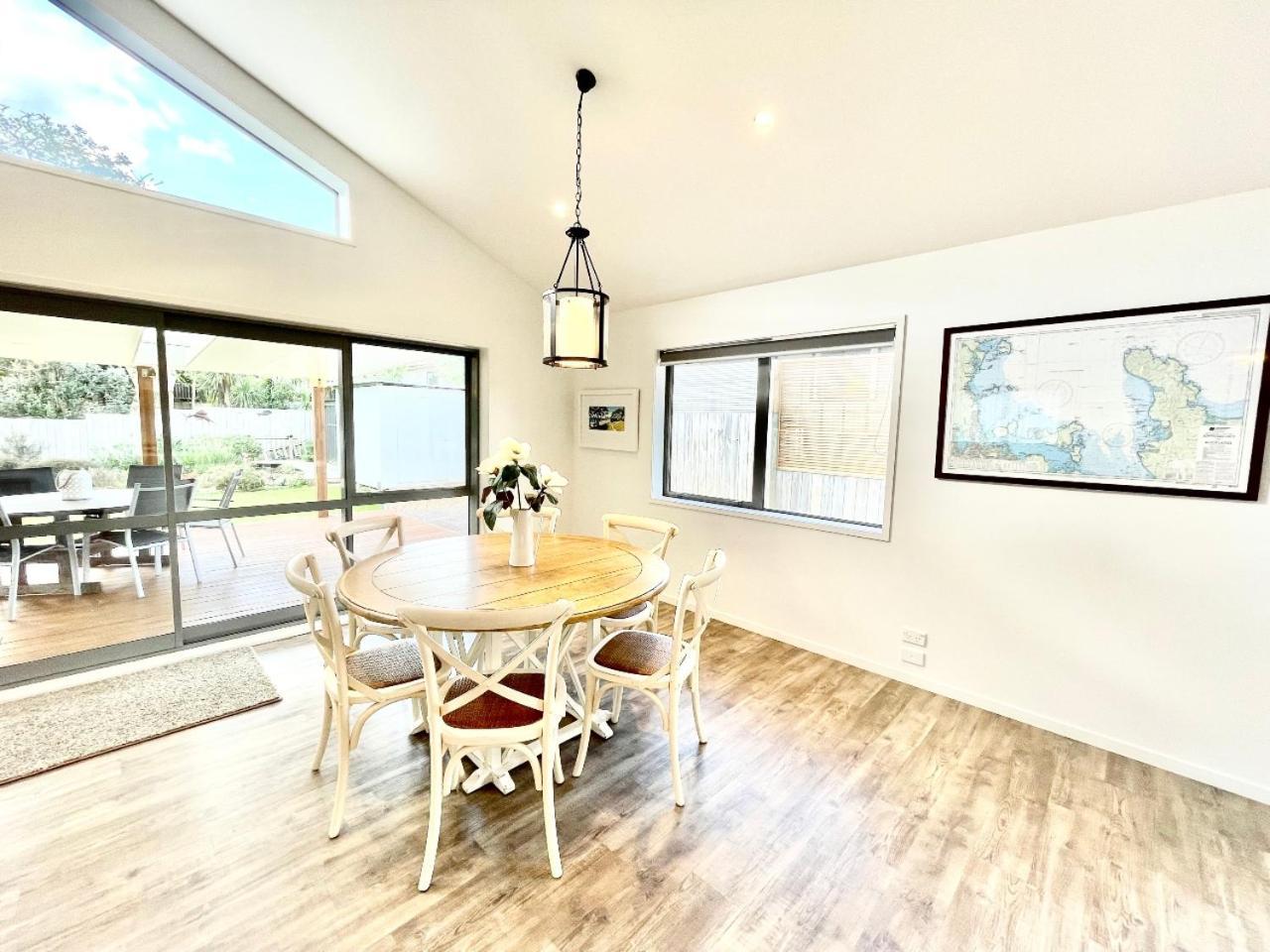 Getaway Waiheke- Stay Waiheke Oneroa Номер фото